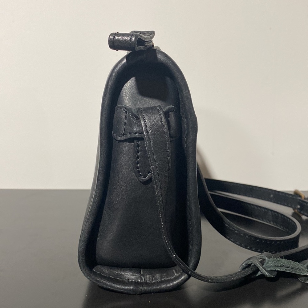 Womens vintage Liz Claiborne leather messenger bag shoulder bag black Y2K - Picture 4 of 10